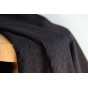 tissu en coton brodé noir - un chat sur un fil