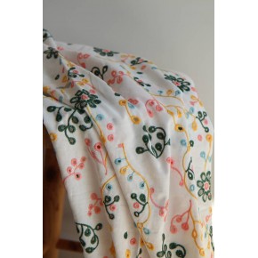 tissu en broderie anglaise - couleurs