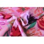 tissu fleuri et satiné - un chat sur un fil