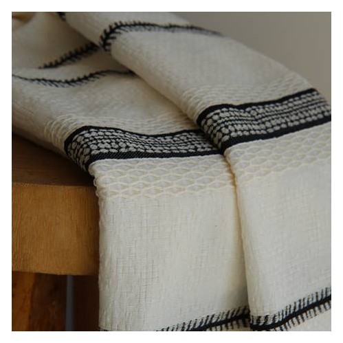 Tissu Jacquard fin rayures - un chat sur un fil Tissu Jacquard fin rayures - un chat sur un fil