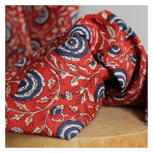 voile de coton fleuri - un chat sur un fil