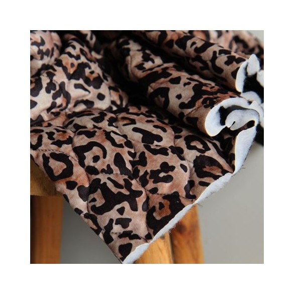tissu matelassé léopard beige et noir - un chat sur un fil
