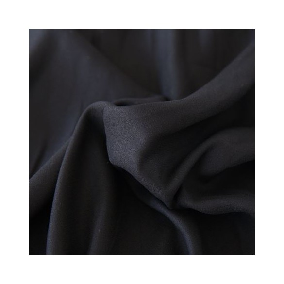 tissu crêpe noir - un chat sur un fil