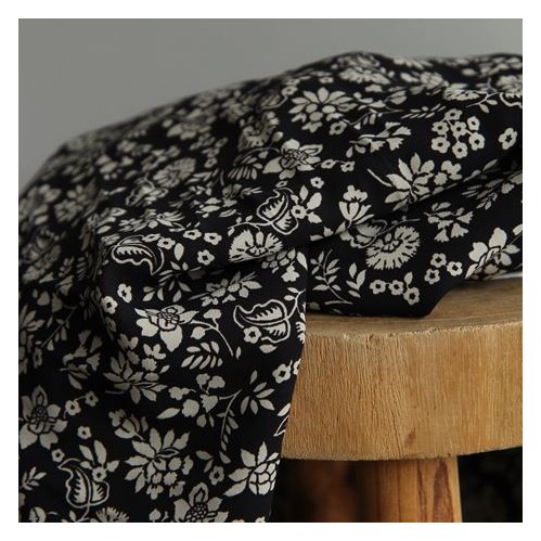 tissu crêpe de viscose - fleurs noir et écru
