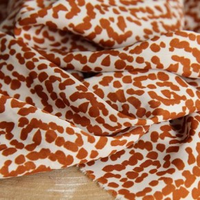 tissu voile de viscose pois caramel et écru