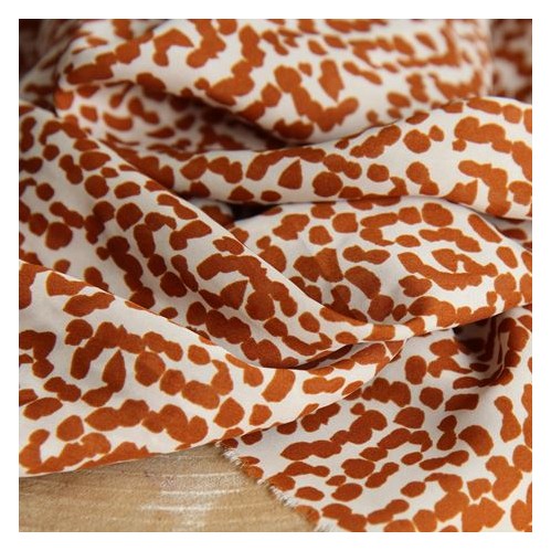 tissu voile de viscose pois caramel et écru