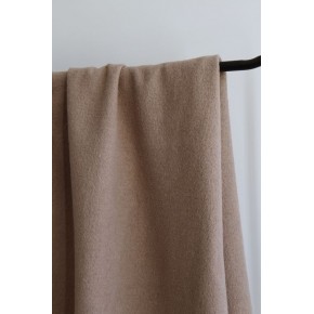 tissu en laine bouillie - un chat sur un fil