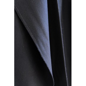 tissu en laine dense de couleur noir