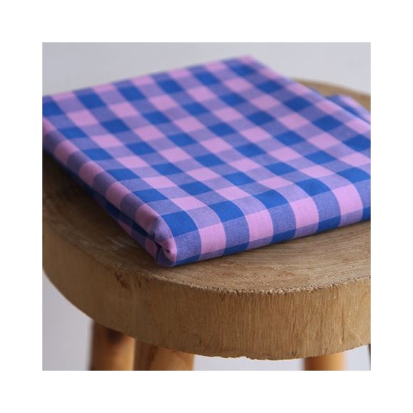 coton tissé carreaux  - un chat sur un fil