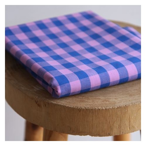 coton tissé carreaux  - un chat sur un fil