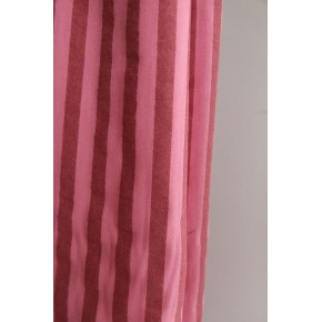 coton rayé rose - un chat sur un fil