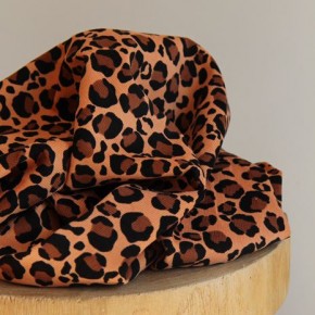 tissu velours milleraies - un chat sur un fil