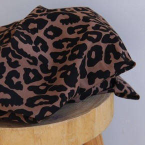 twill de viscose léopard - un chat sur un fil