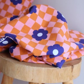 molleton imprimé damiers et fleurs - un chat sur un fil