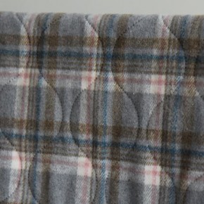 tissu matelassé gris - carreaux