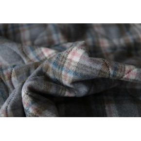 tissu matelassé - carreaux gris