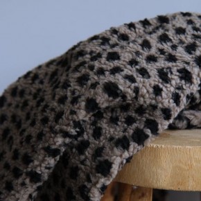tissu sherpa maille bouclette - panthère taupe et noir