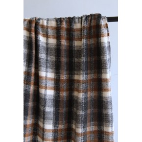 tissu à carreaux - un chat sur un fil