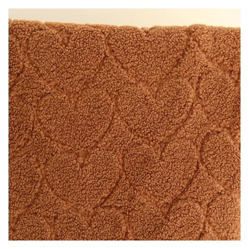 tissu sherpa teddy cœurs marron  - un chat sur un fil