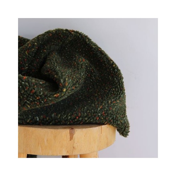 Teddy sherpa kaki chiné - un chat sur un fil