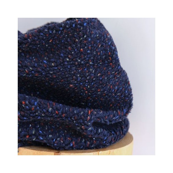 Teddy sherpa marine chiné - un chat sur un fil