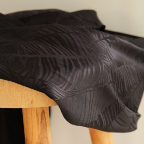 tissu fin et fluide - noir