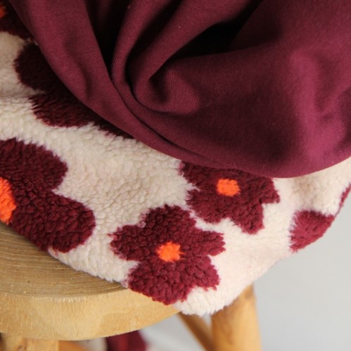 sherpa fleurs assorti au bord côte bordeaux