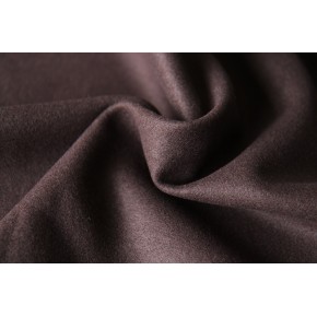 laine marron - un chat sur un fil