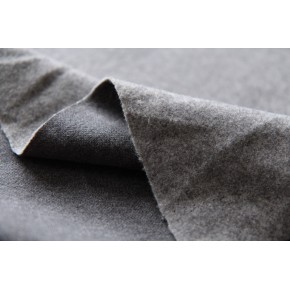 tissu en laine gris - un chat sur un fil