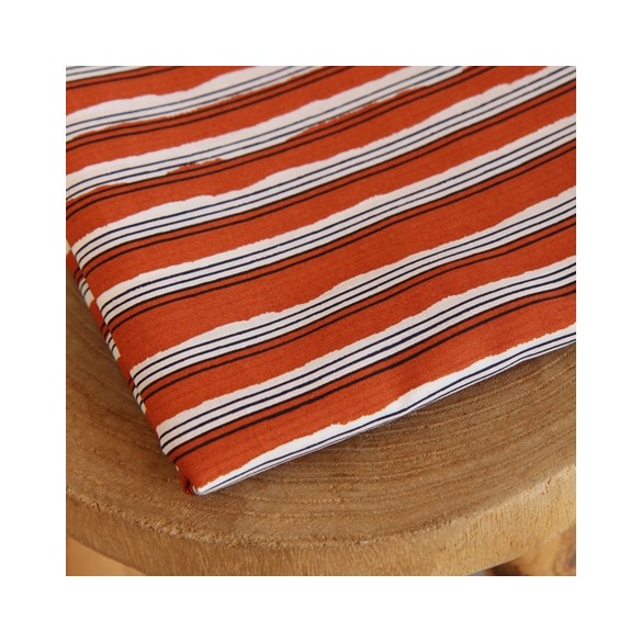 voile de coton rayé cognac - un chat sur un fil