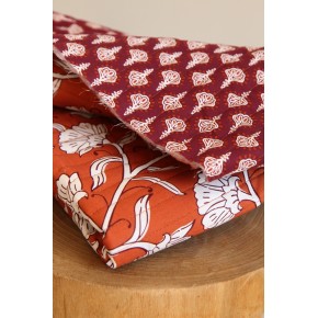 tissu matelassé fleurs - un chat sur un fil