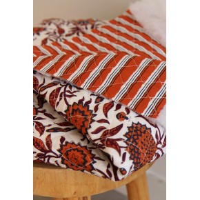 tissu matelassé rayures et fleurs - un chat sur un fil