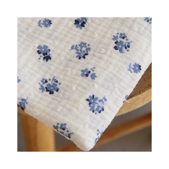 tissu double gaze - fleurs et plumetis