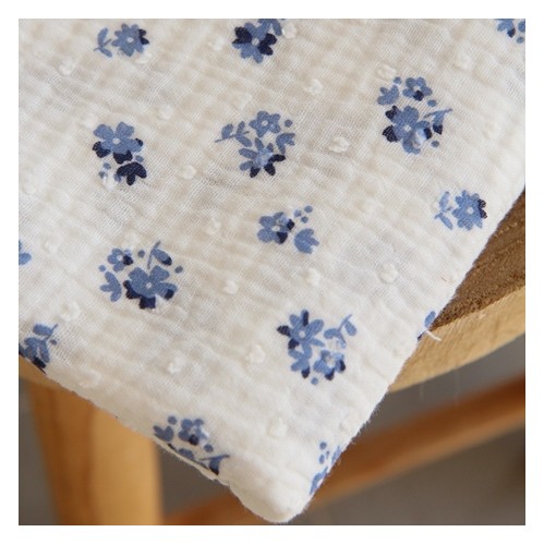 tissu double gaze - fleurs et plumetis