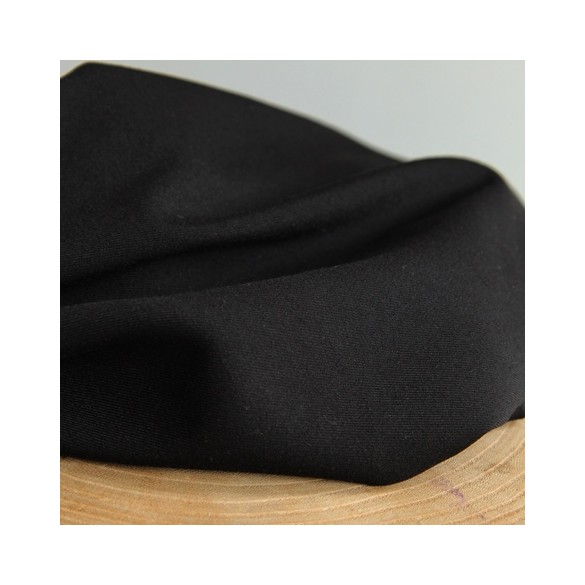 tissu polyviscose noir pour pantalon fluide