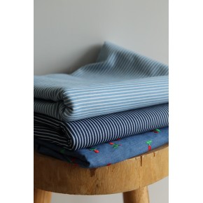 collection tissus denim au mètre pour coudre des vêtements avec de la tenue comme des jeans