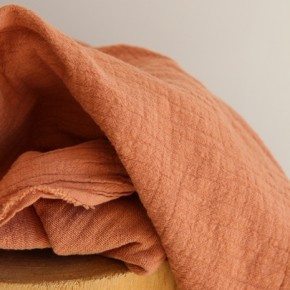 tissu double gaze brique clair - un chat sur un fil