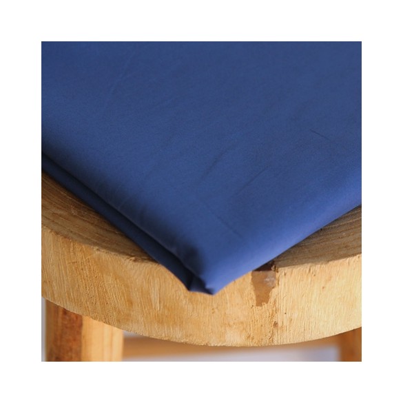 coton uni bleu indigo - un chat sur un fil
