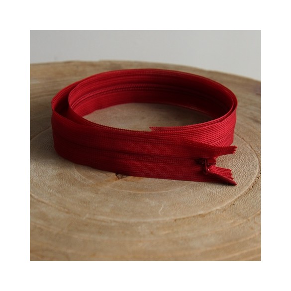 Fermeture Eclair invisible bordeaux - un chat sur un fil