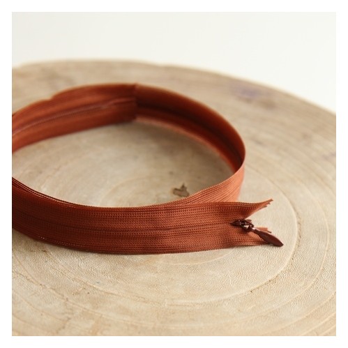 fermeture invisible marron 60 cm - un chat sur un fil