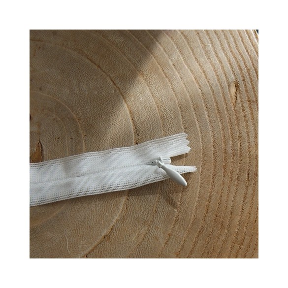 zip invisible 30 cm blanc - un chat sur un fil