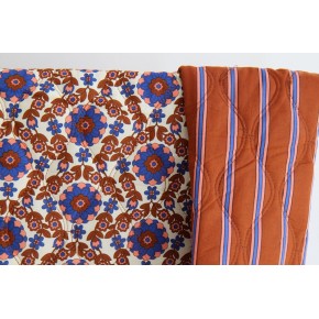 tissu matelassé rayures et fleurs - un chat sur un fil