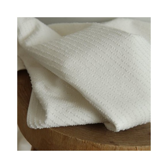 Gabardine coton en relief écru