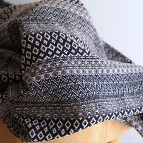 collection upcycling - tissu jacquard graphique