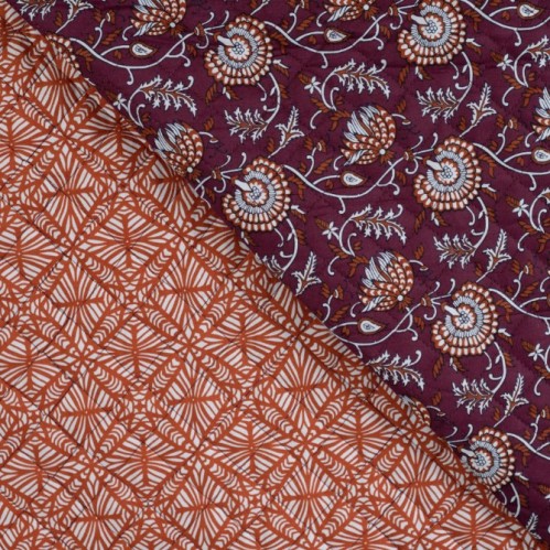 tissu matelassé réversible - un chat sur un fil