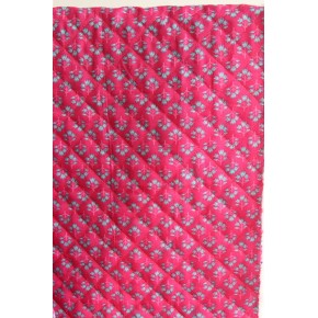 tissu matelassé fleurs - un chat sur un fil