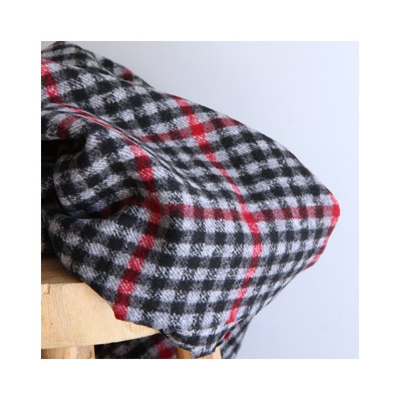 tissu lainage tartan - un chat sur un fil
