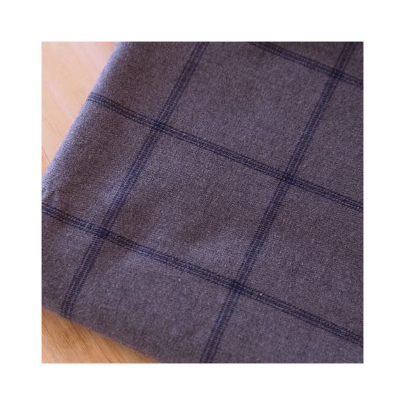 Flanelle grise à carreaux bleu