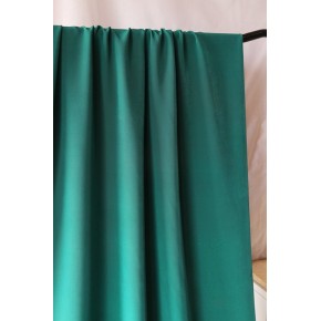 TISSU VERT EN POLYESTER AU METRE UN CHAT SUR UN FIL