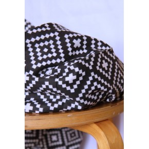 tissu double gaze noir et blanc - un chat sur un fil